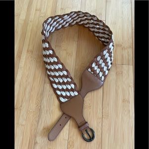 Hollister Extra Wide Woven Belt Size Medium
